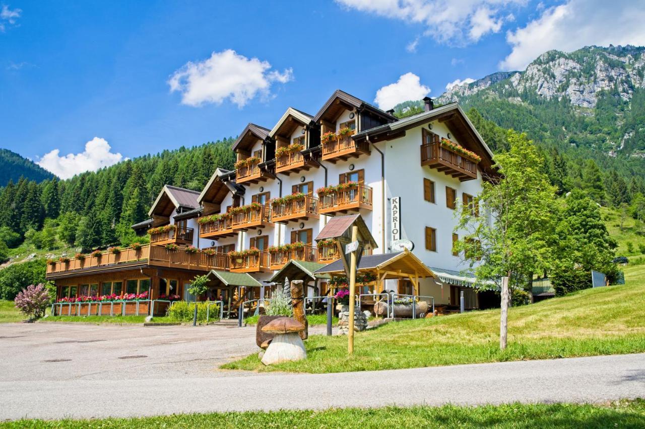 Kapriol Otel Castello Tesino Dış mekan fotoğraf