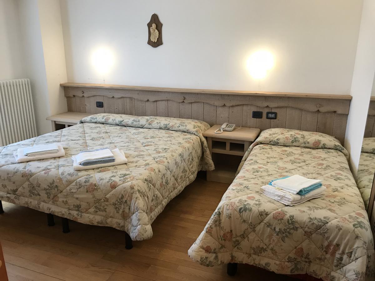 Kapriol Otel Castello Tesino Dış mekan fotoğraf
